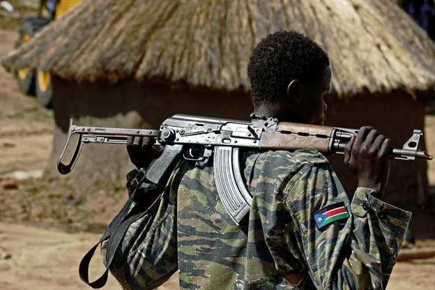 South Sudan’s government, Machar ‘recruit child soldiers’