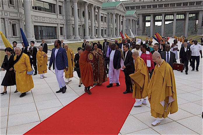 VP Ssekandi with Bhudhists
