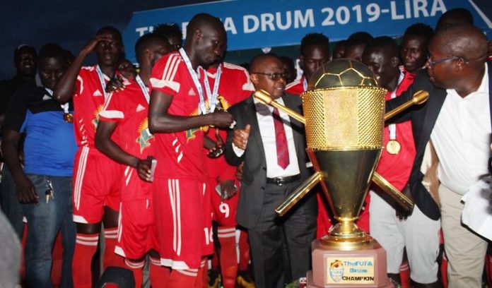 Acholi-Province-Team-team-with-the-Trophy-869x509
