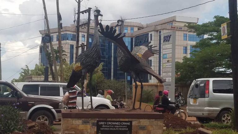 Sculptures of wildlife animals bring fresh look to Kampala roads