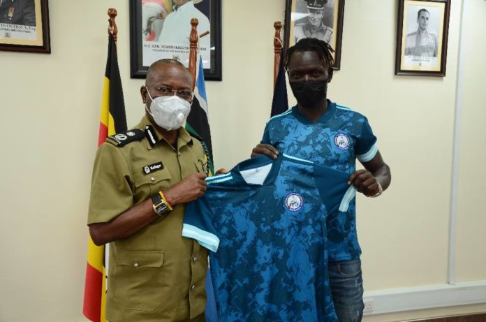 Frank Kalanda joins Police FC